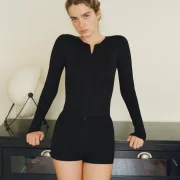 zara product image