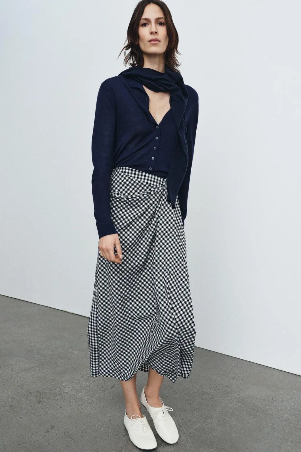 zara product image