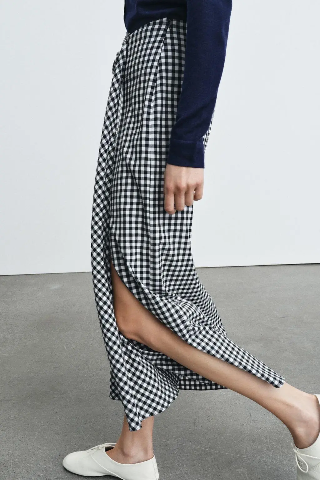 zara product image