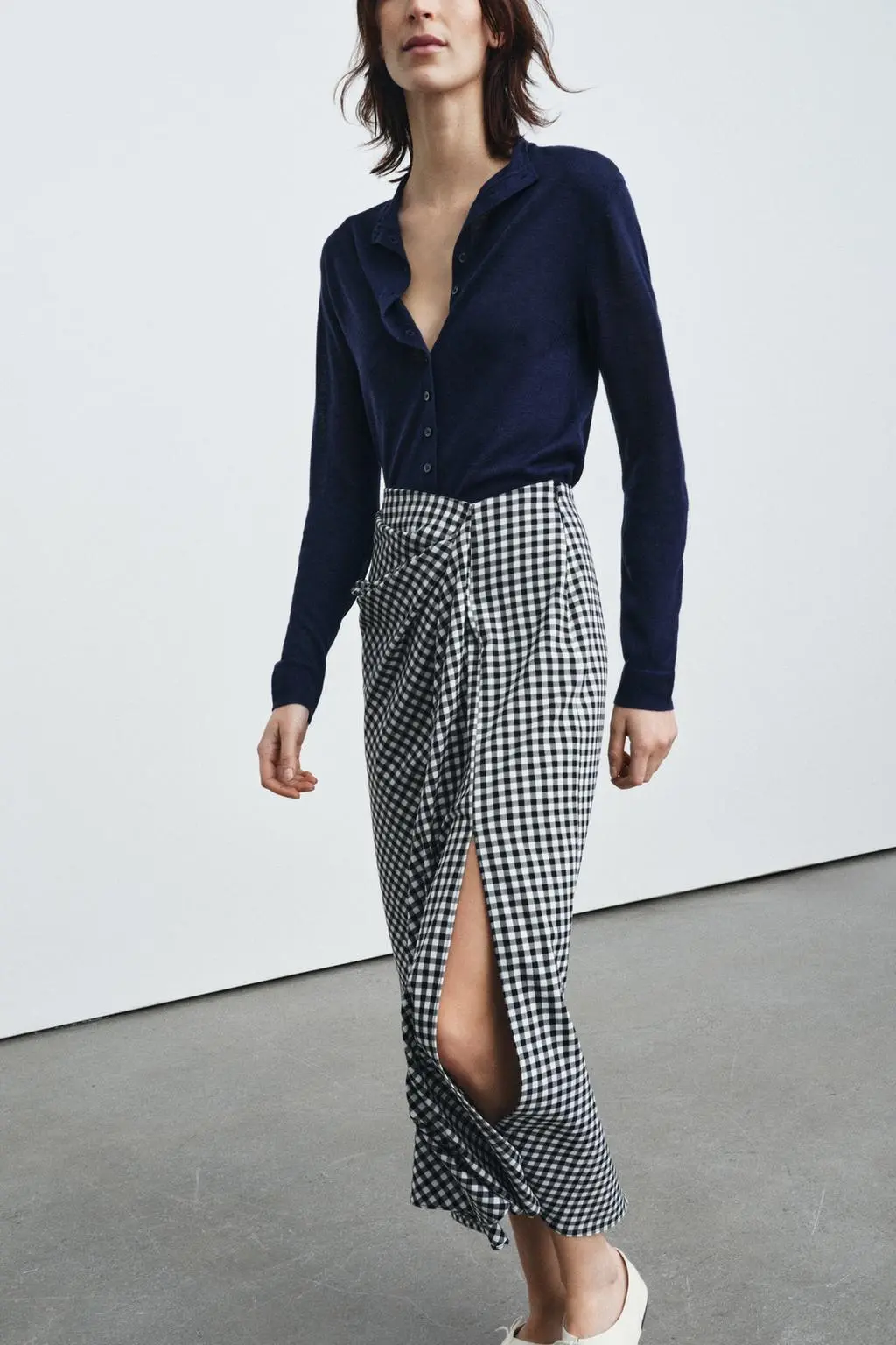 zara product image