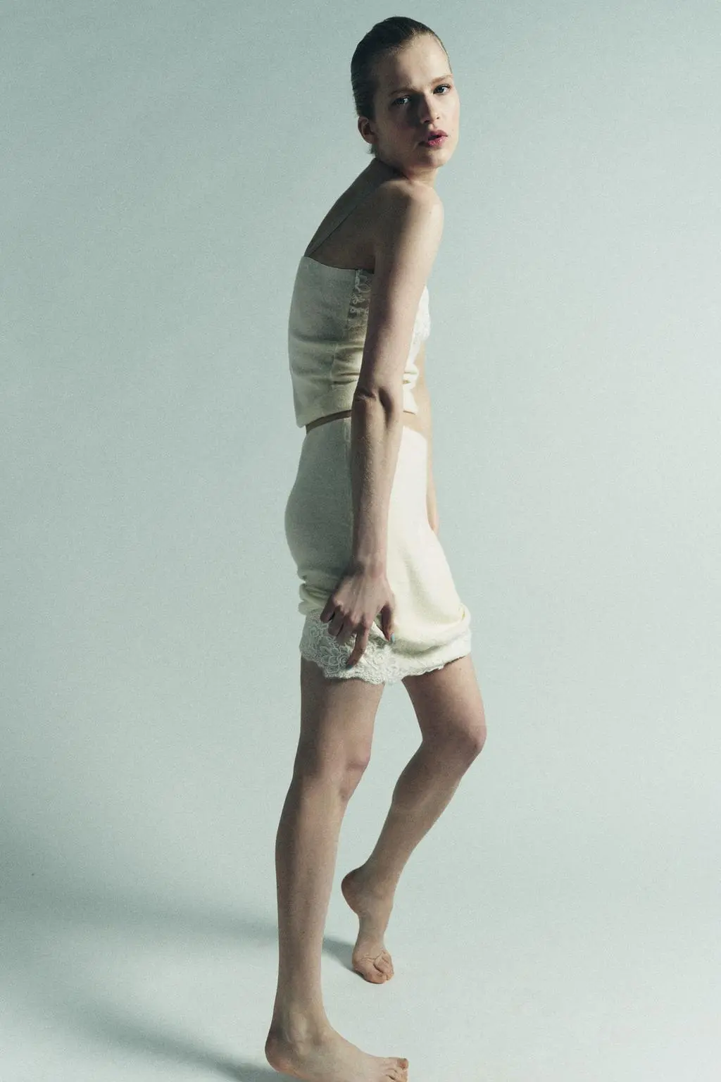 zara product image