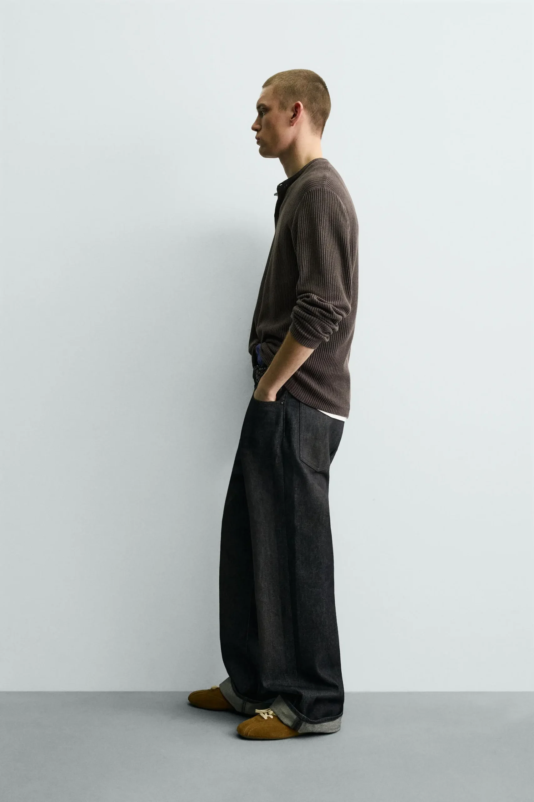 zara product image