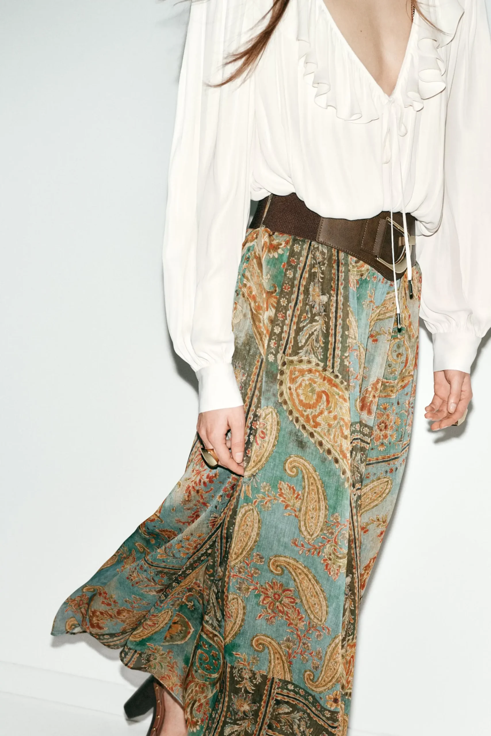 zara product image