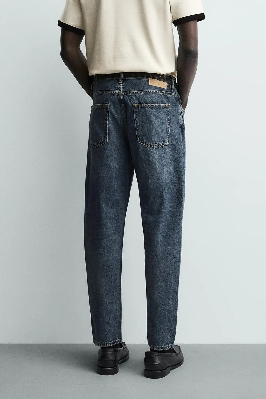 zara product image