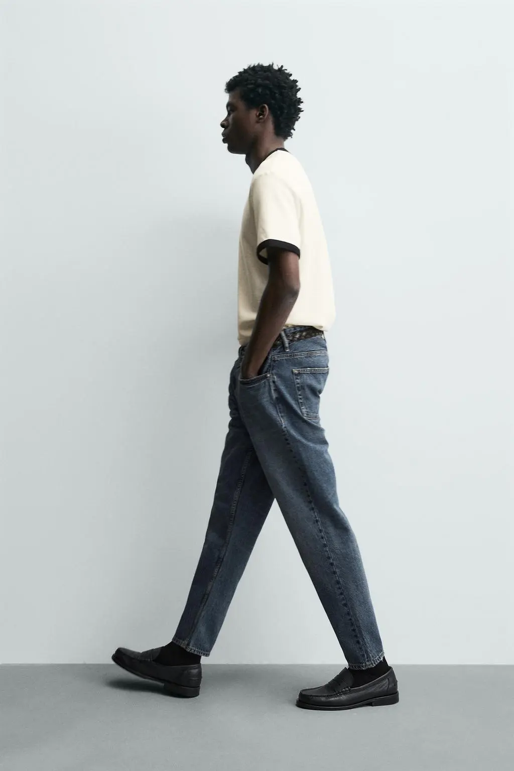 zara product image