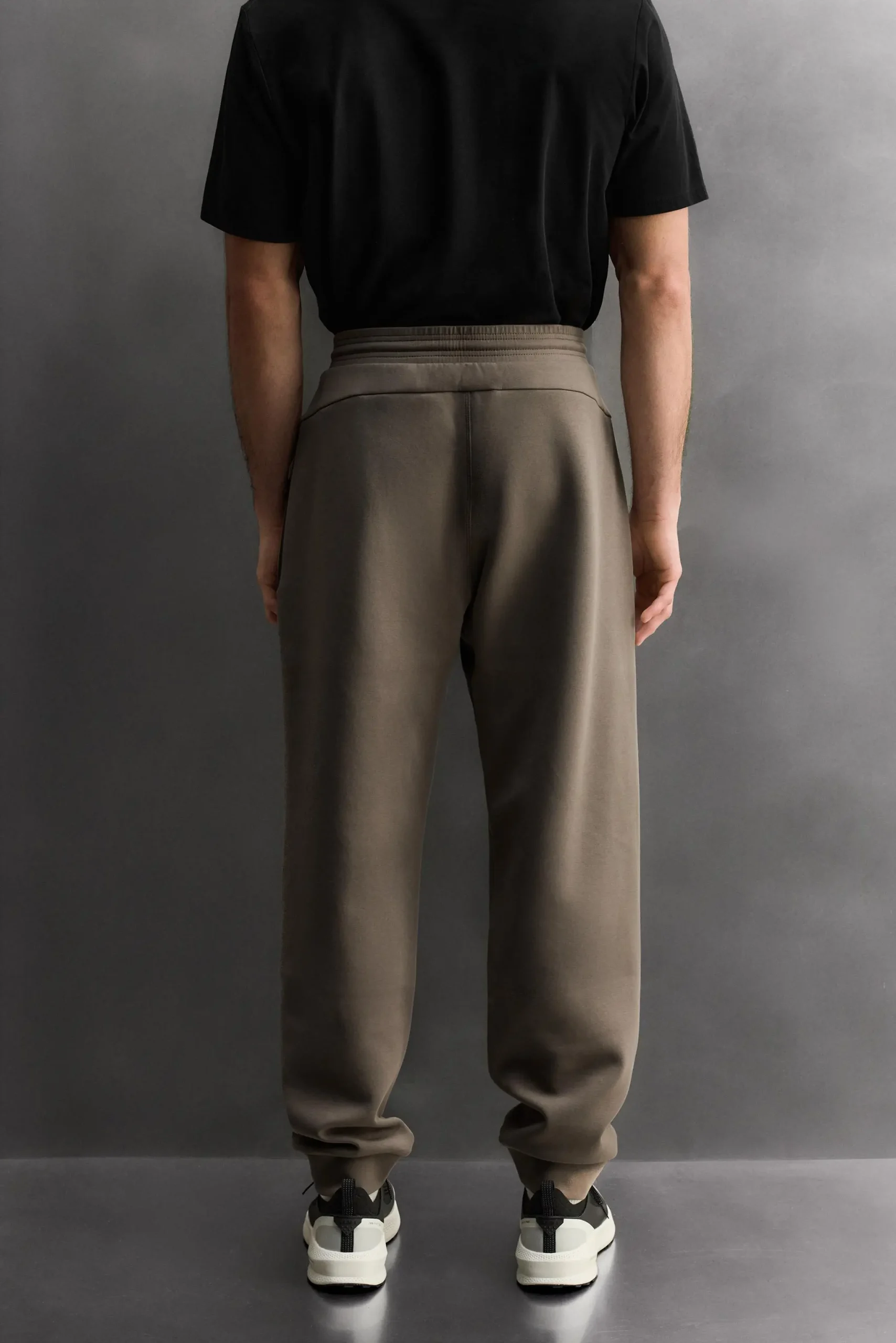 zara product image