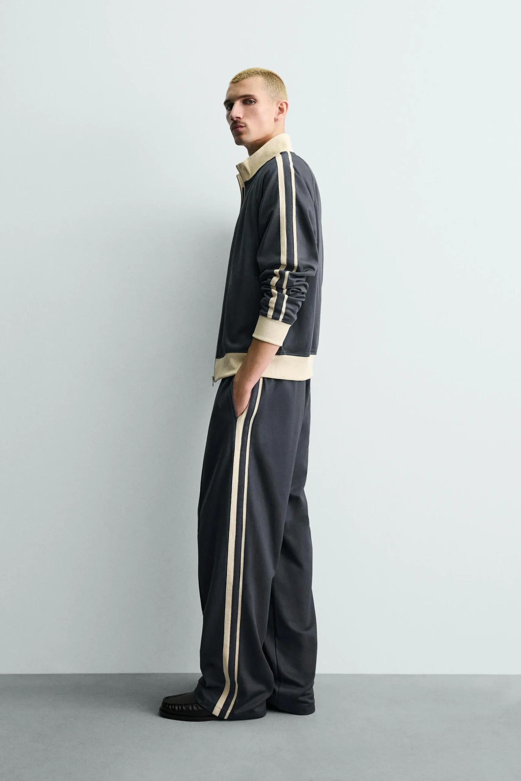 zara product image