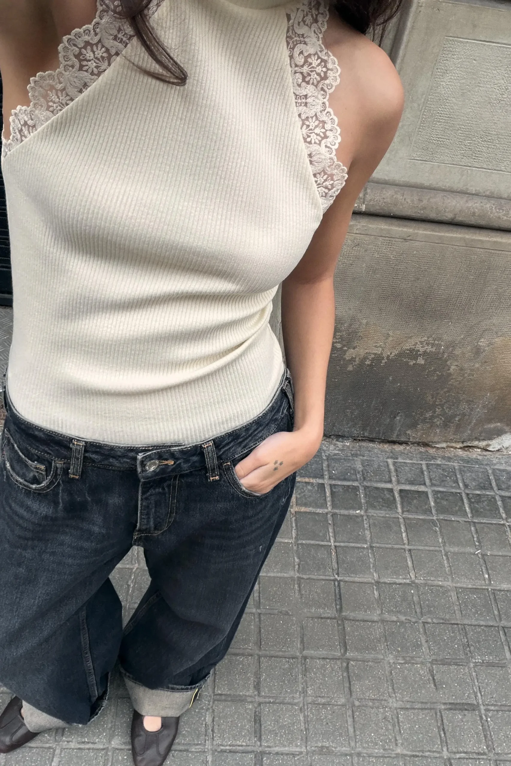 zara product image