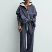 zara product image