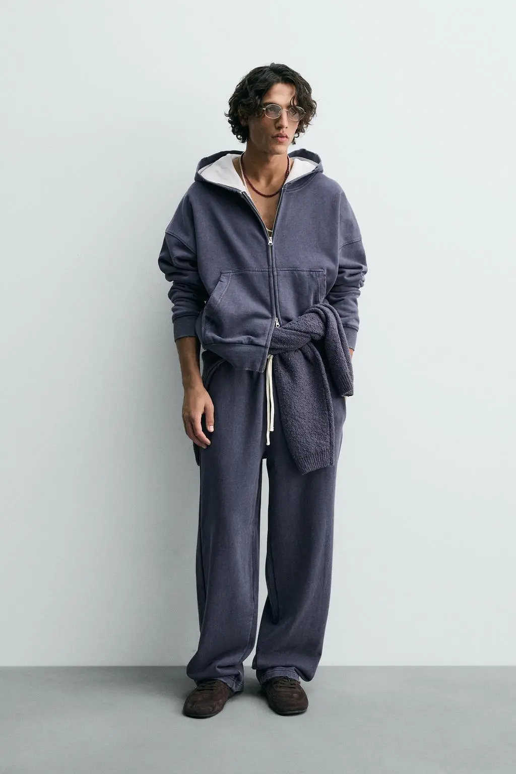 zara product image