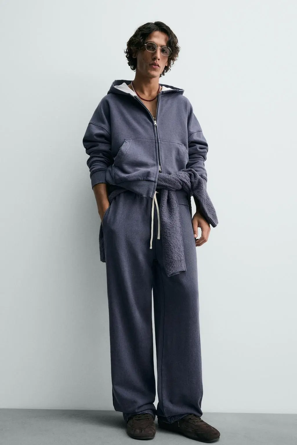 zara product image