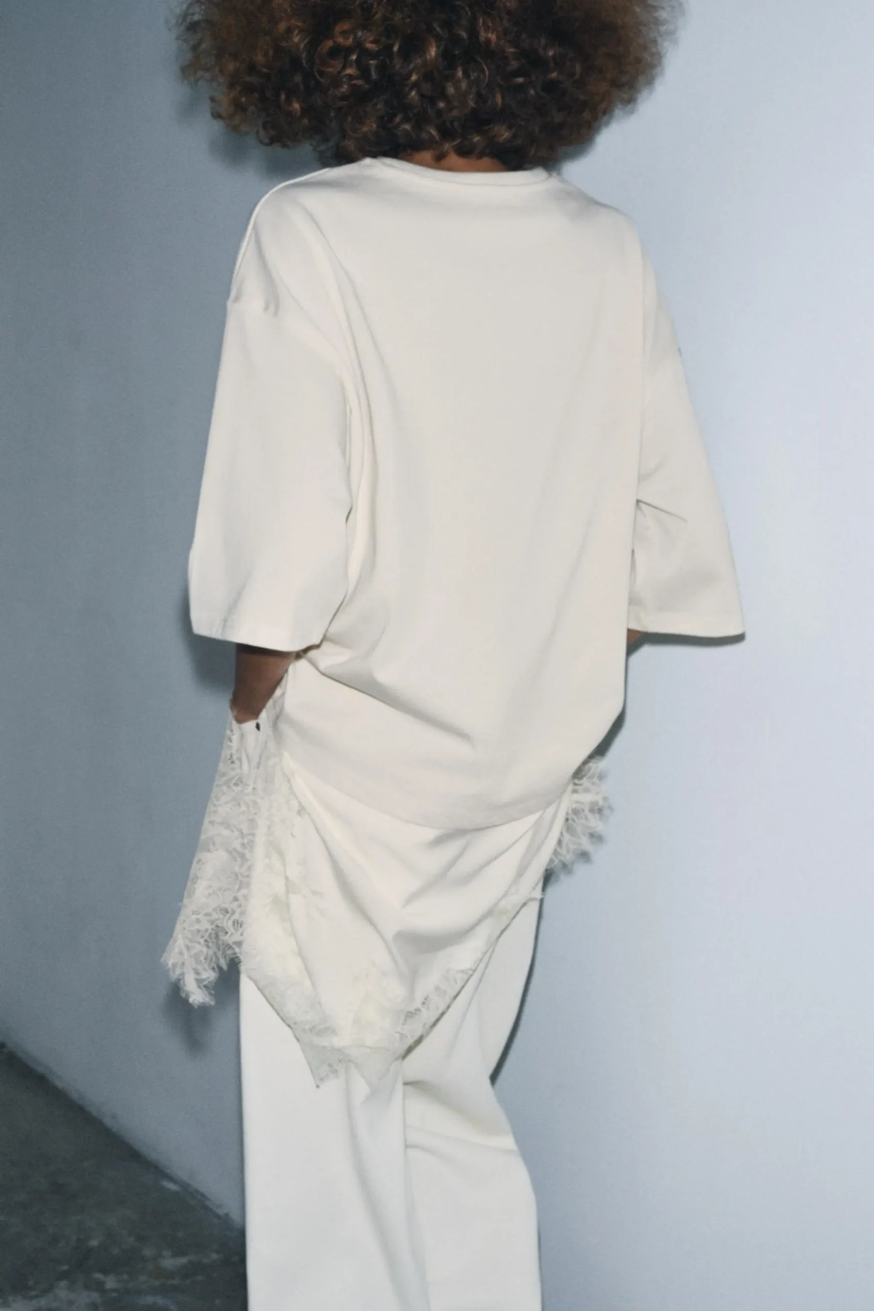 zara product image