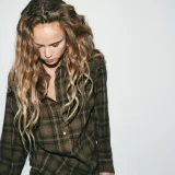 zara product image