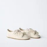 zara product image