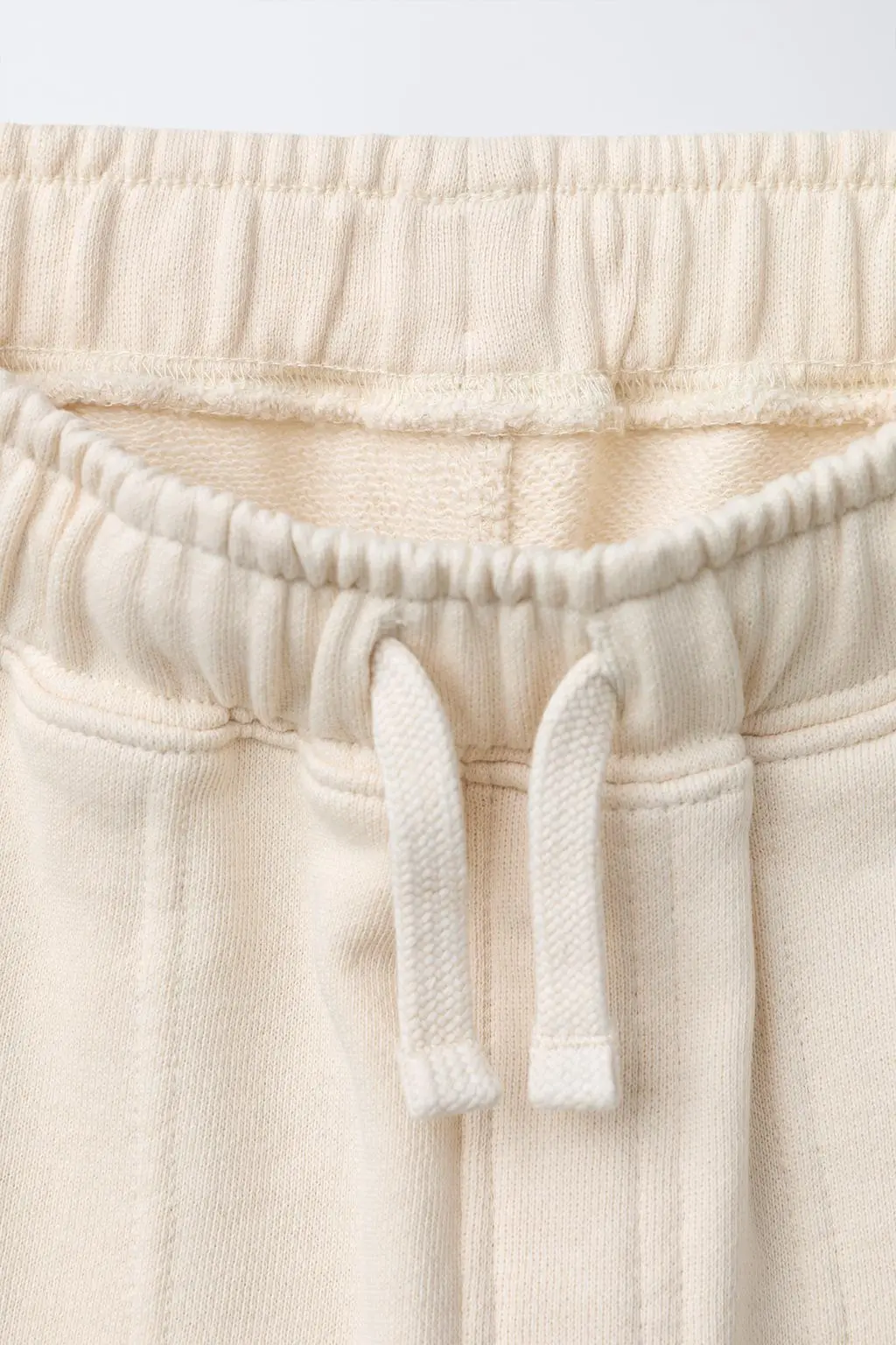 zara product image