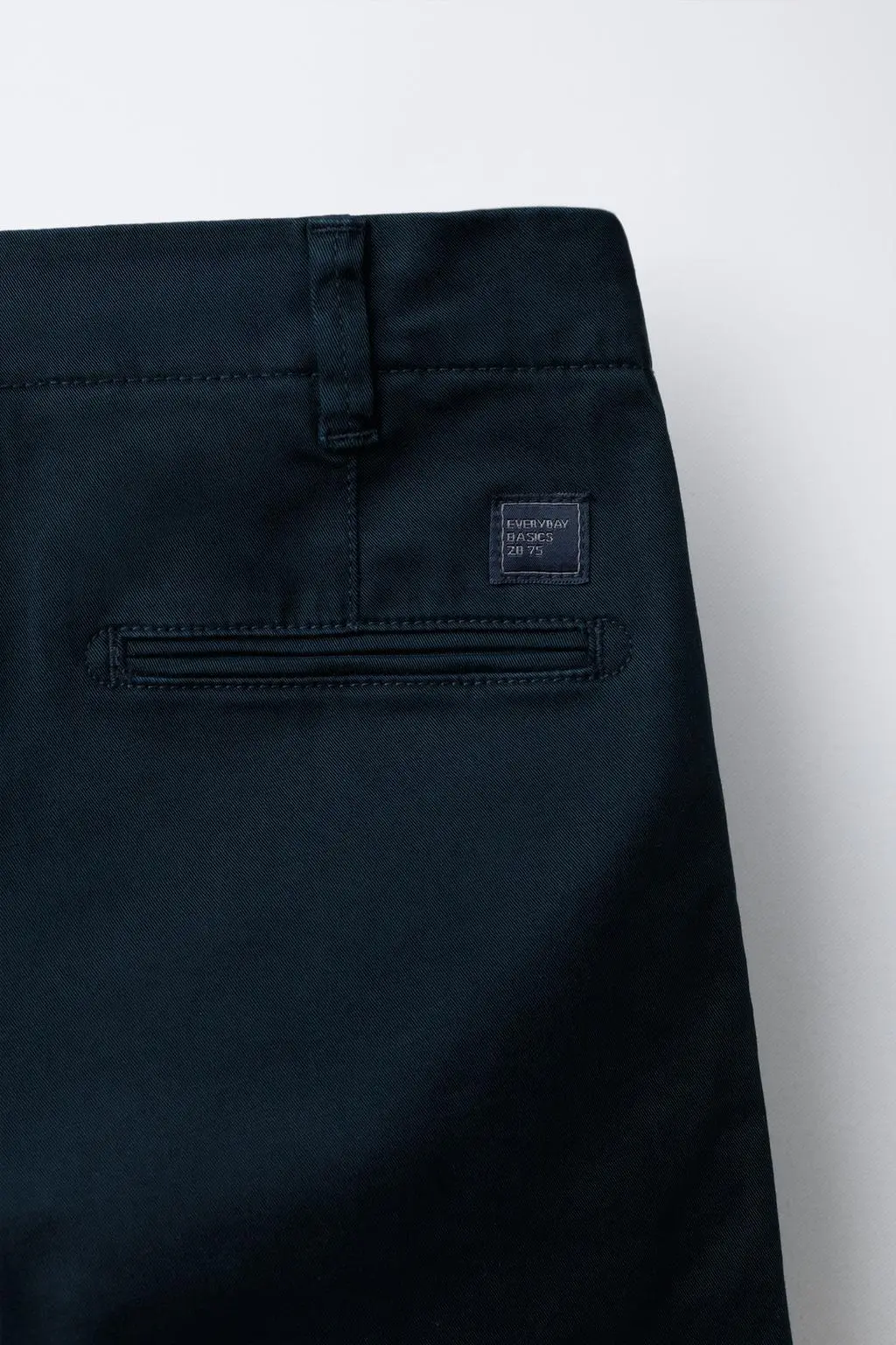 zara product image