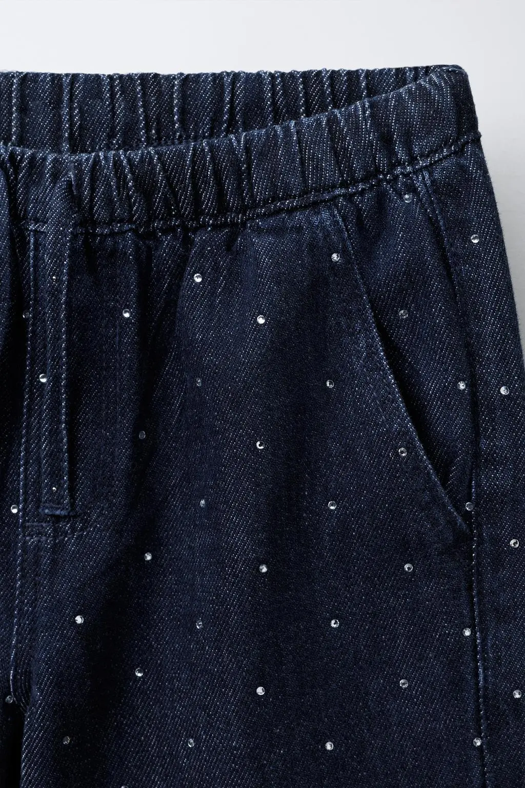 zara product image