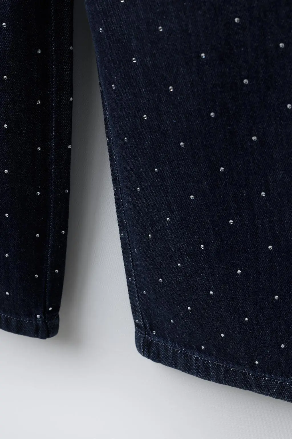 zara product image