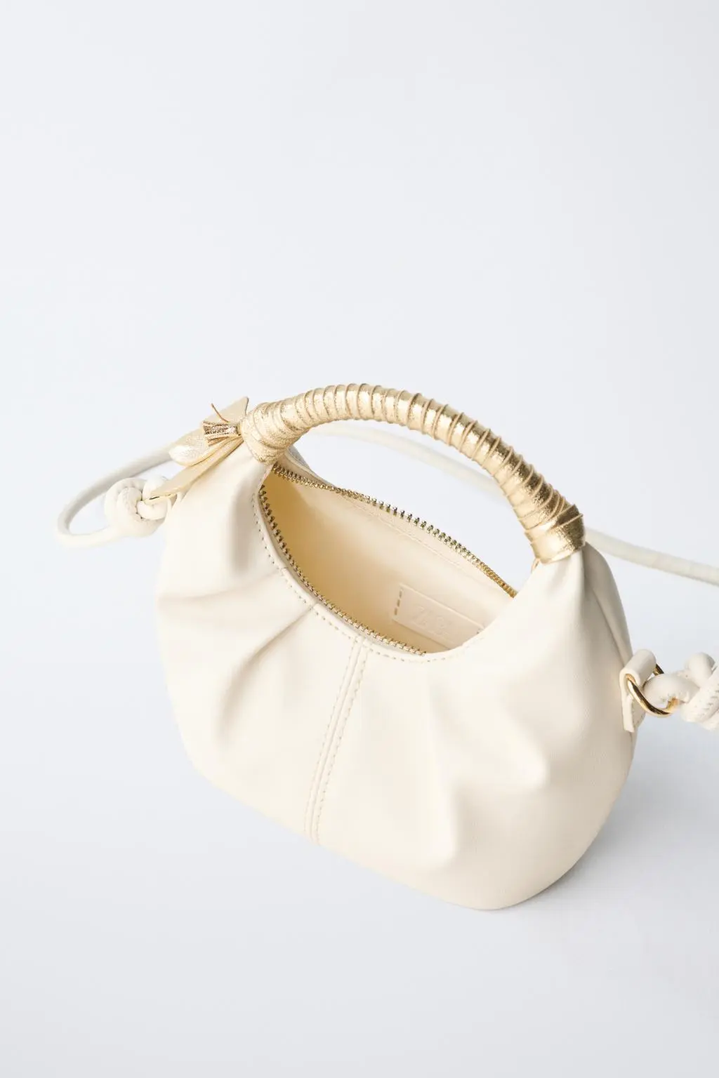 zara product image