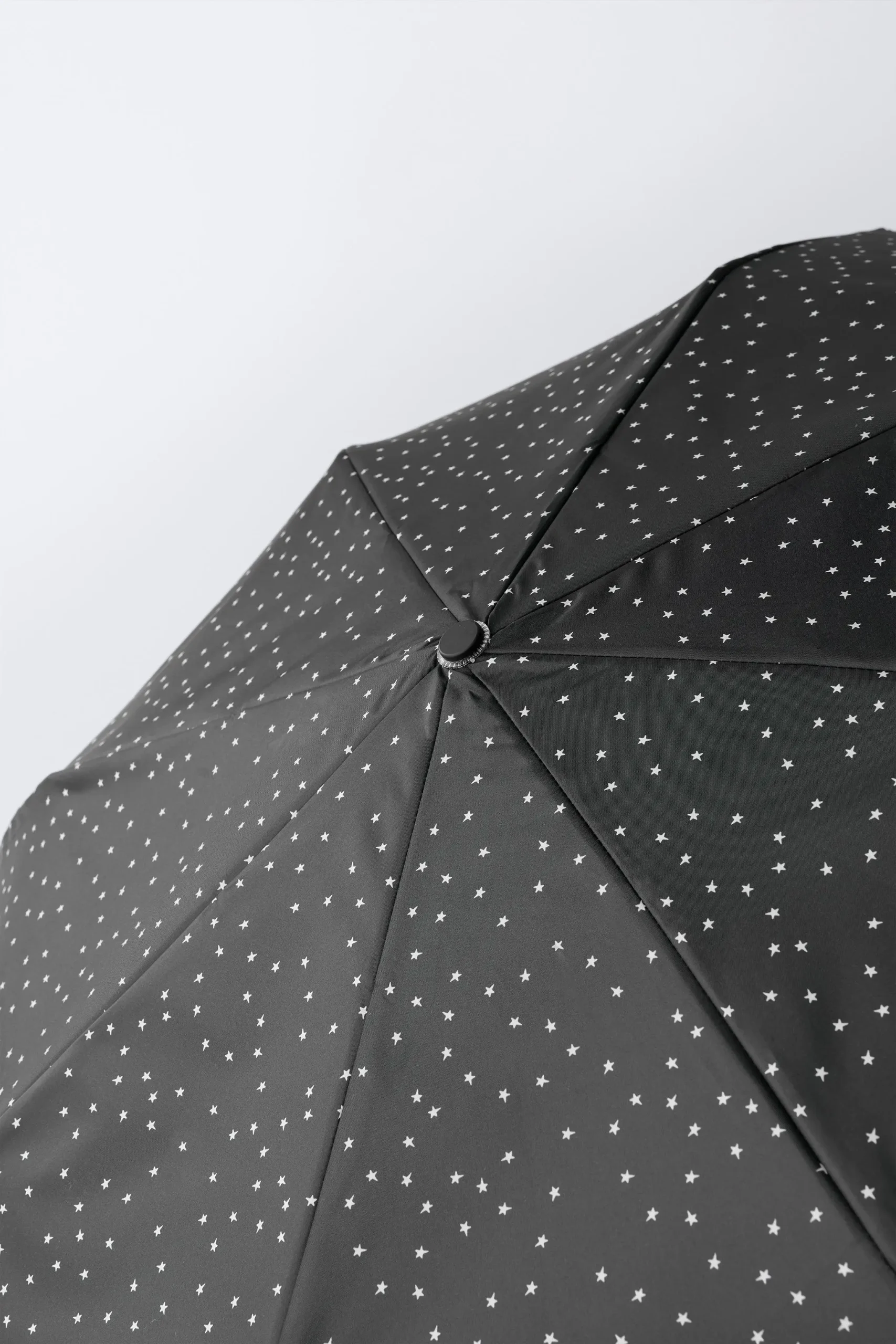 zara product image