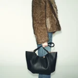 zara product image