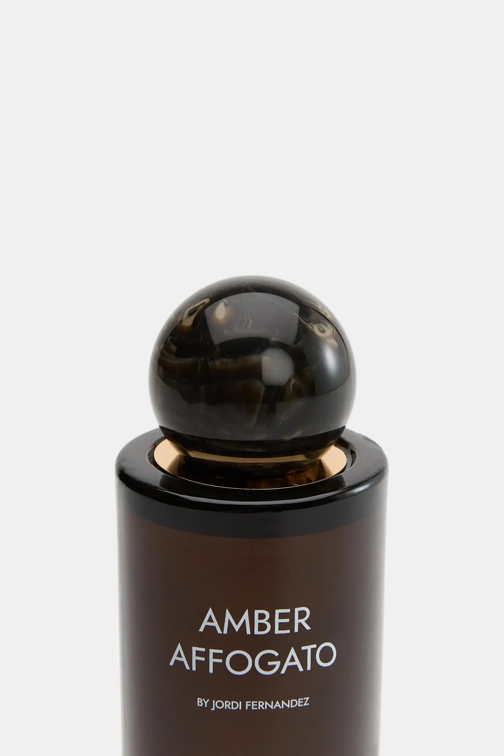 zara product image