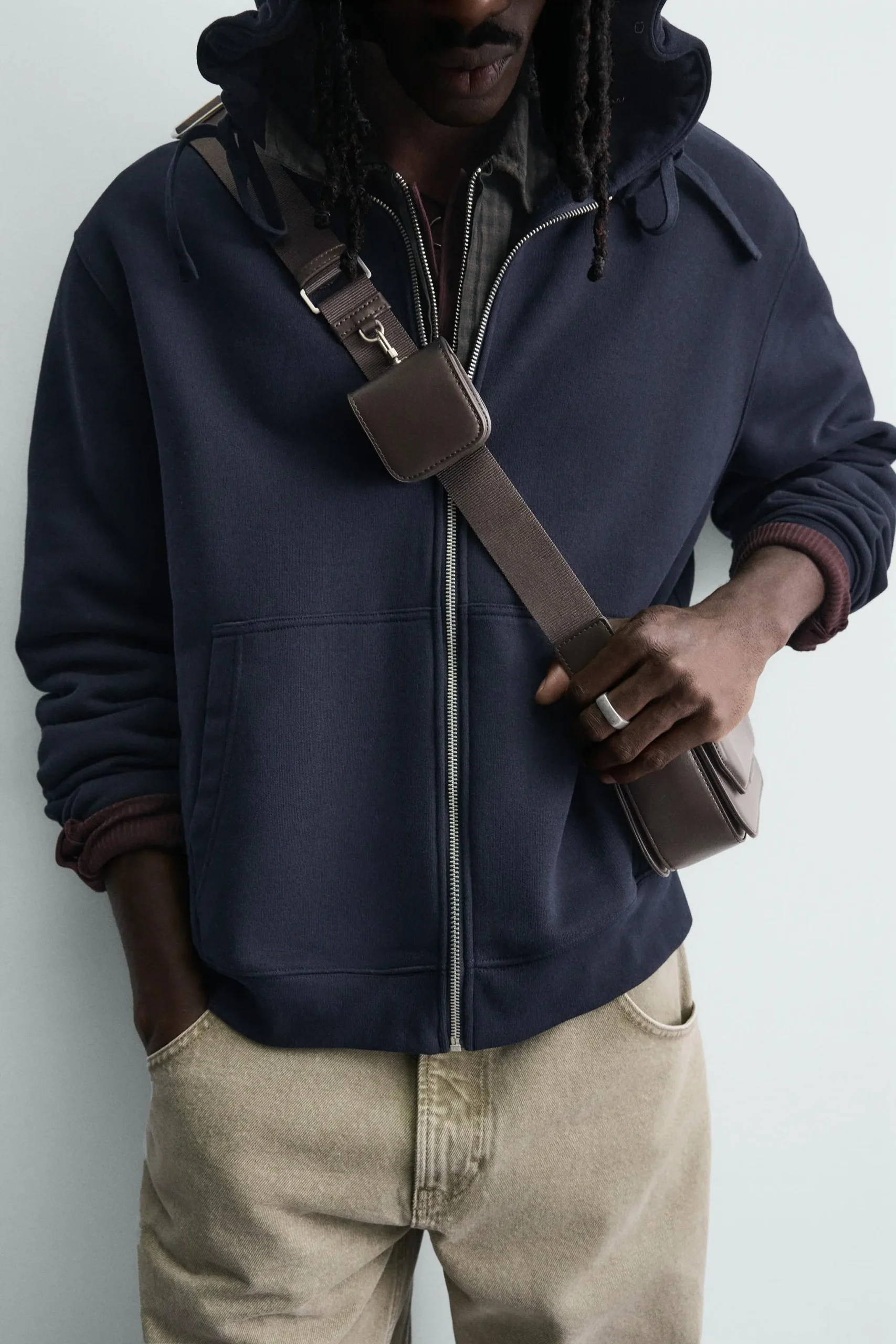 zara product image