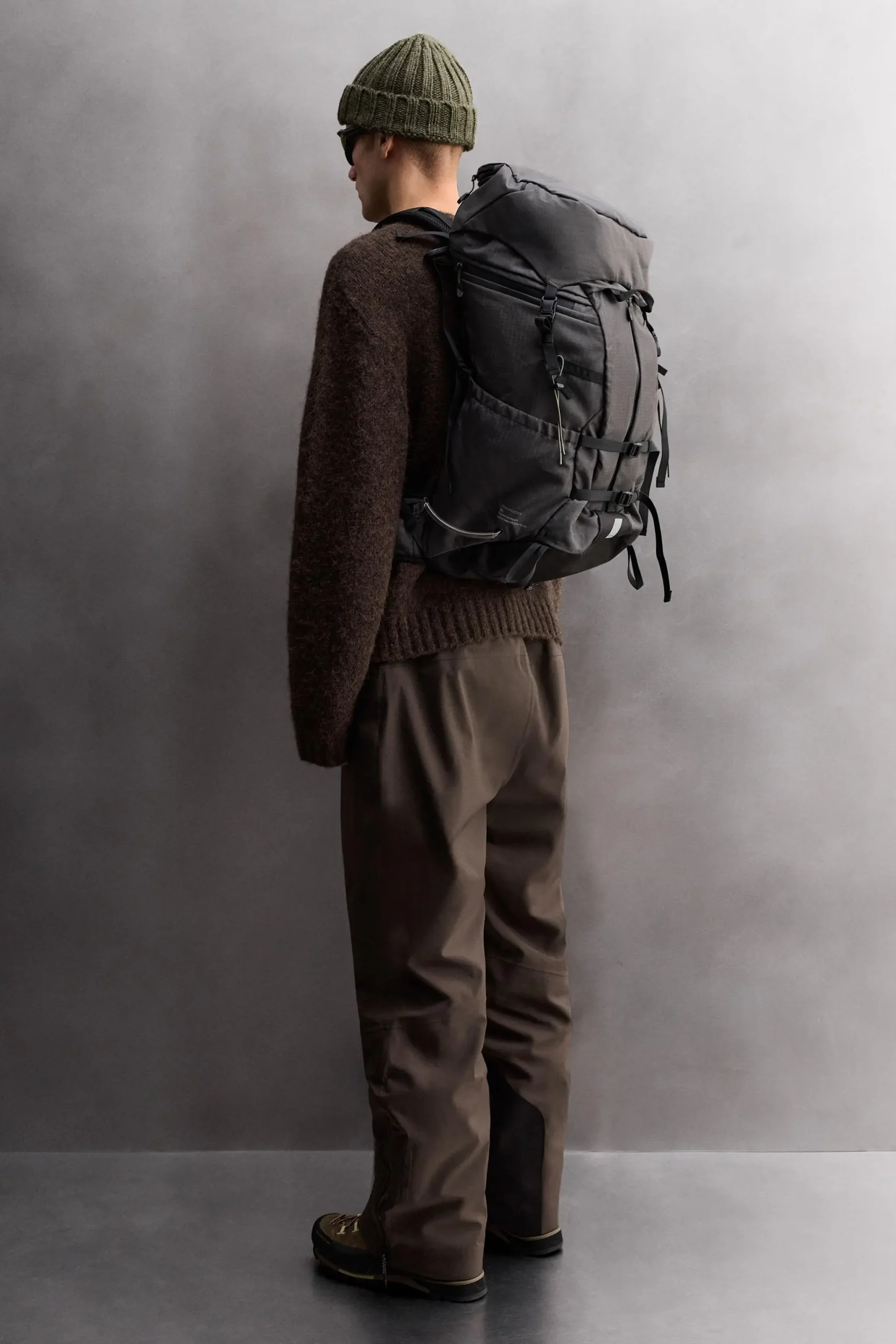 zara product image