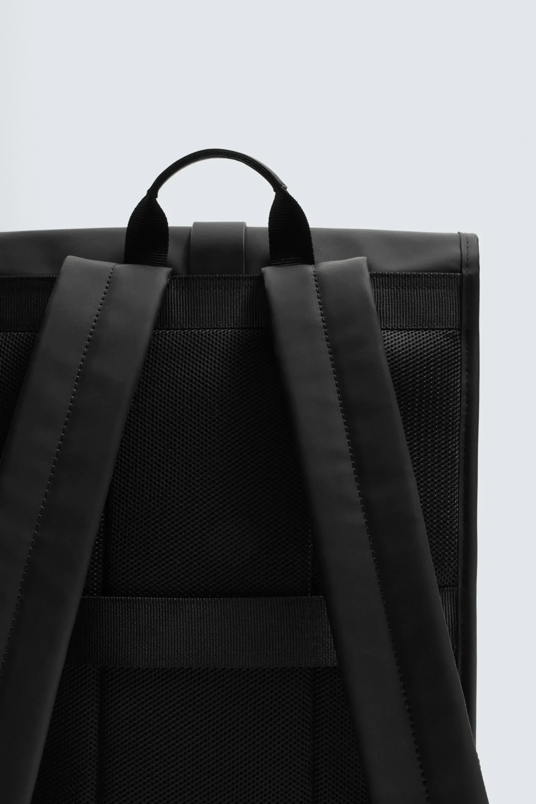 zara product image