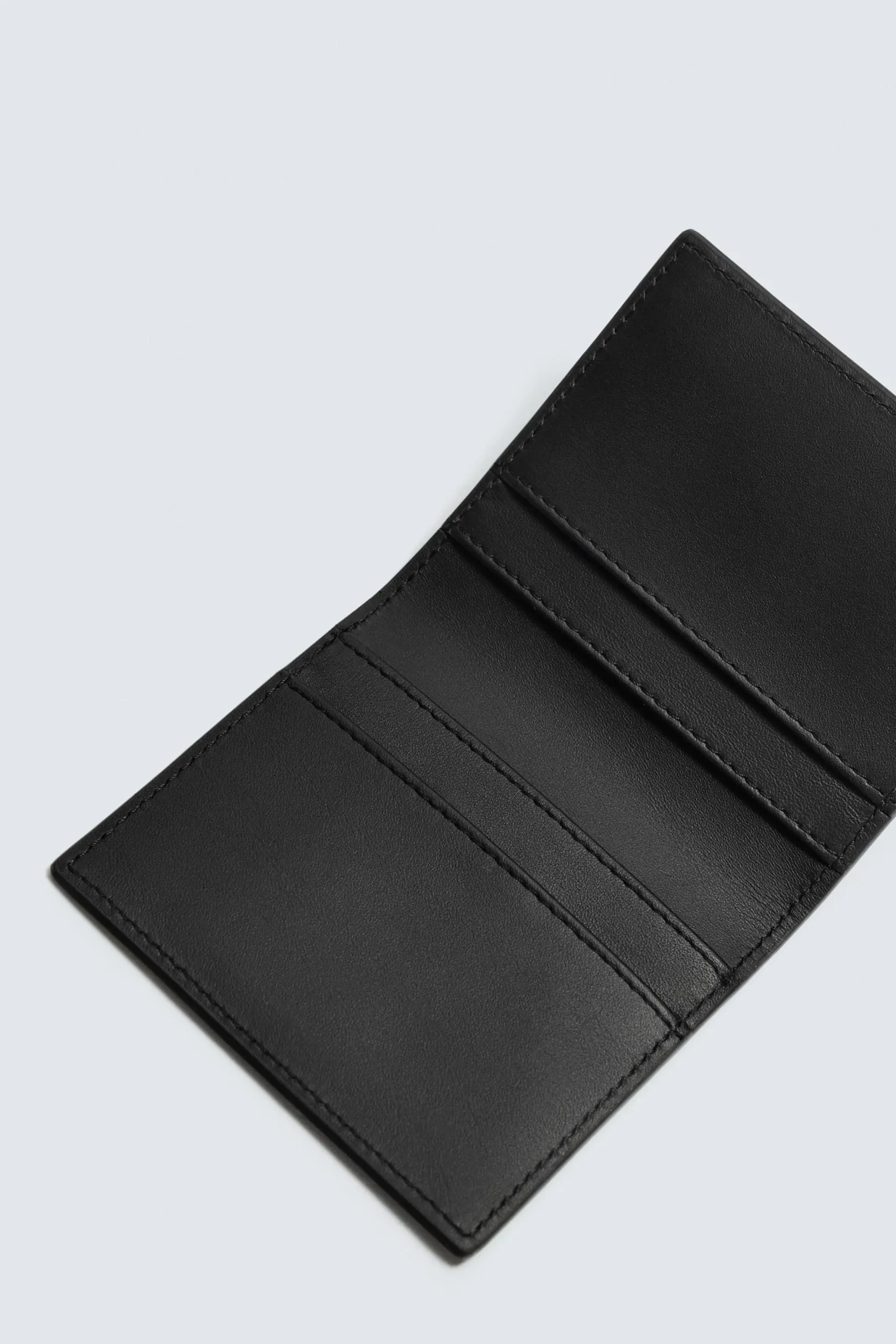 zara product image