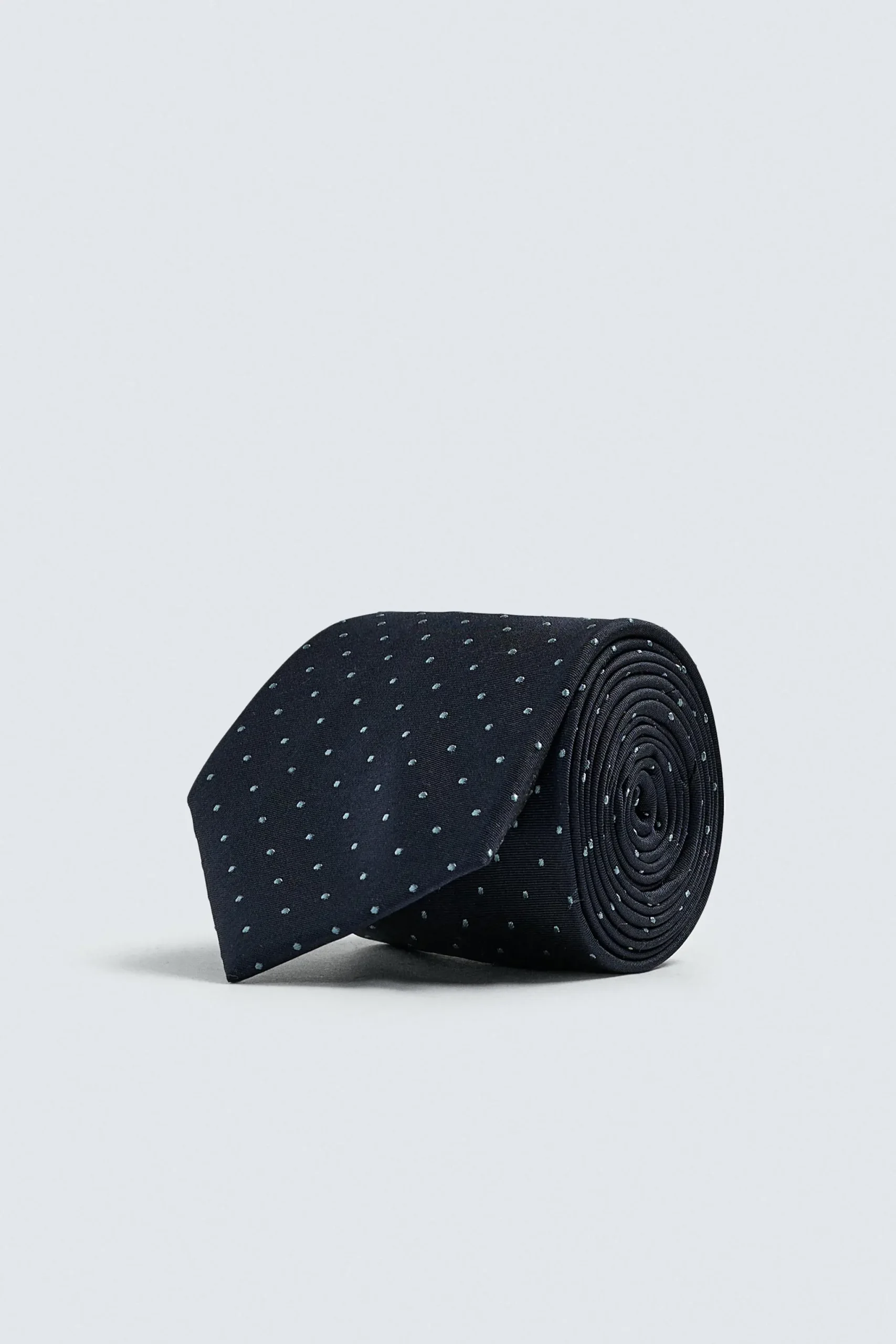 zara product image