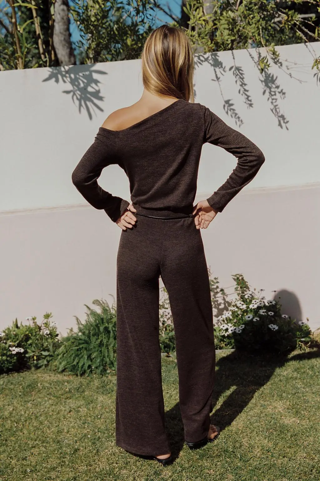 zara product image