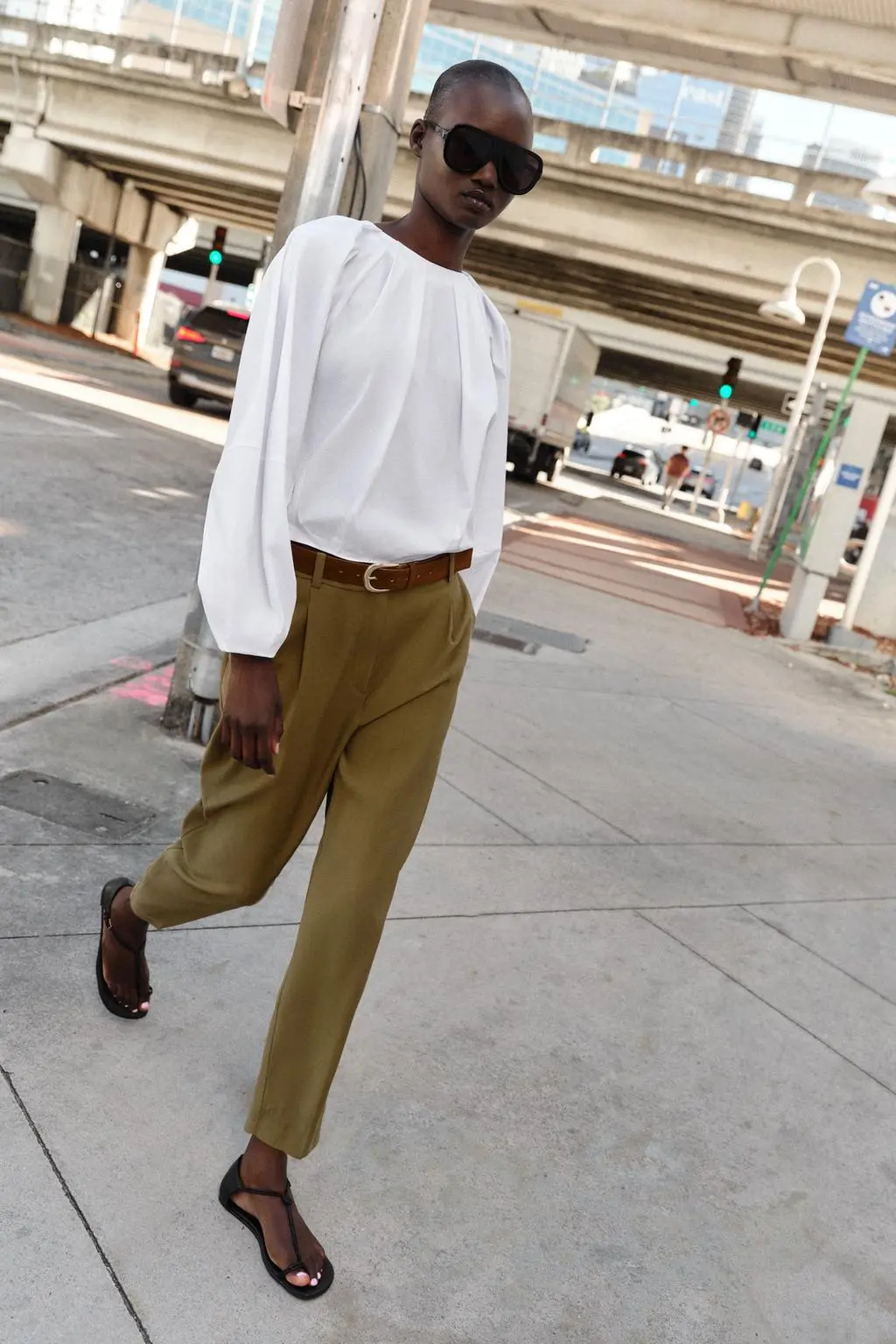 zara product image
