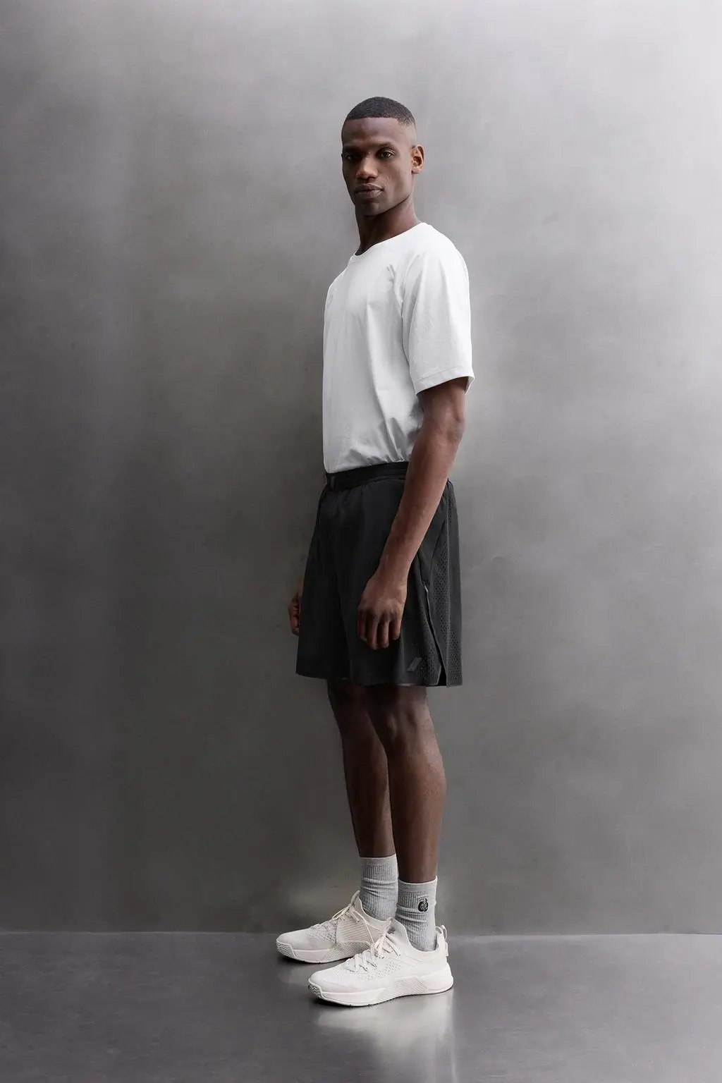 zara product image