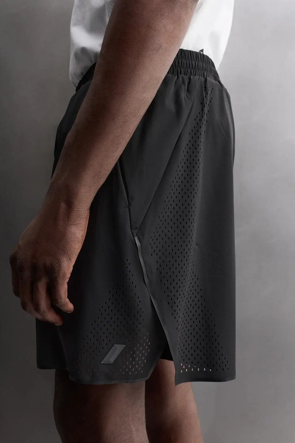 zara product image