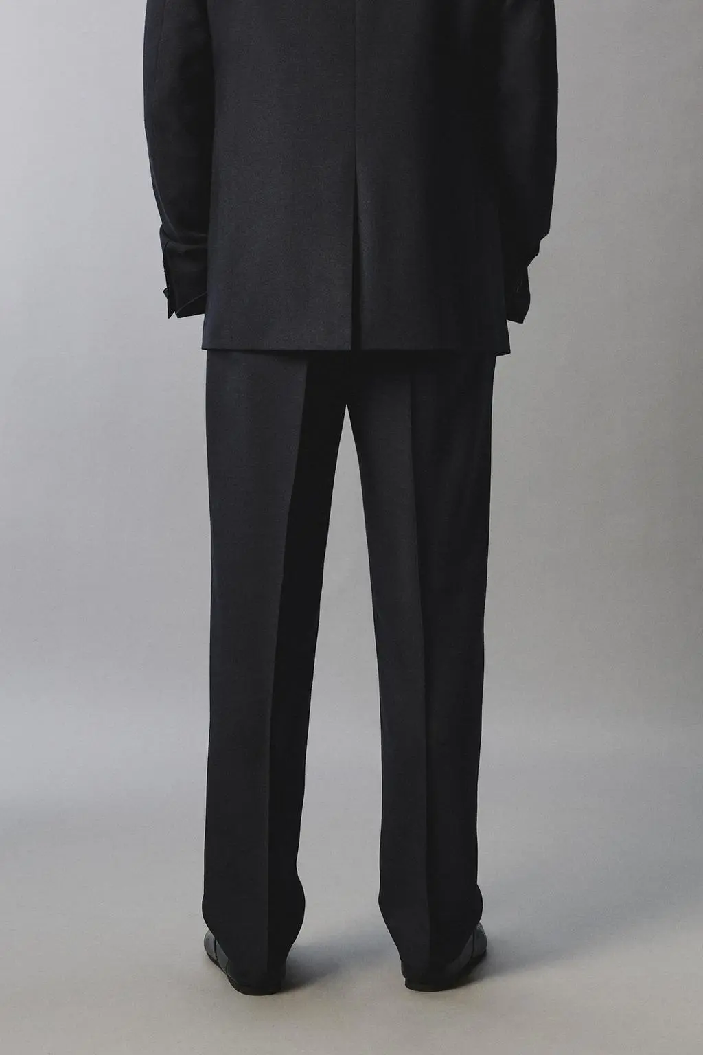 zara product image