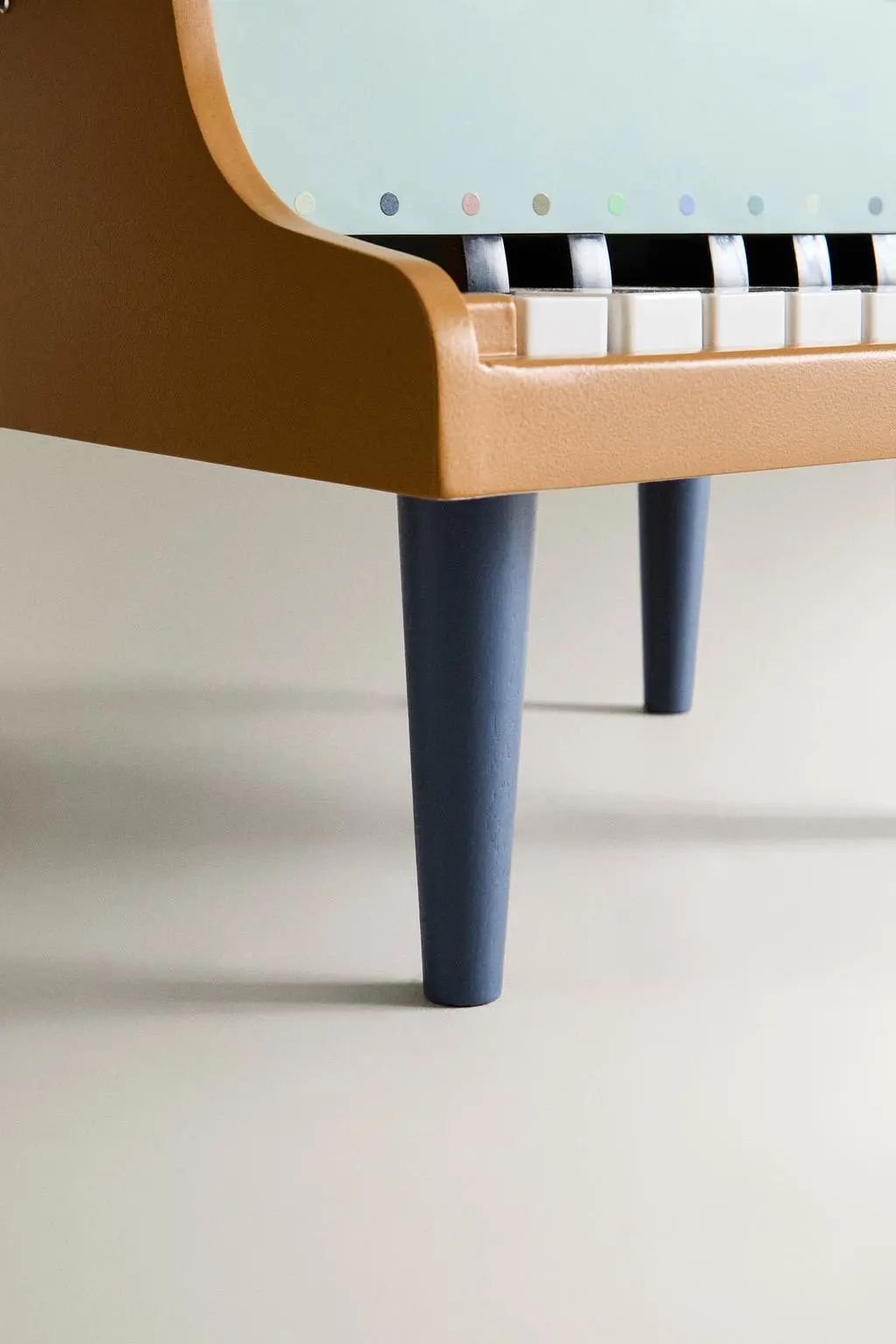 zara product image