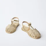 zara product image