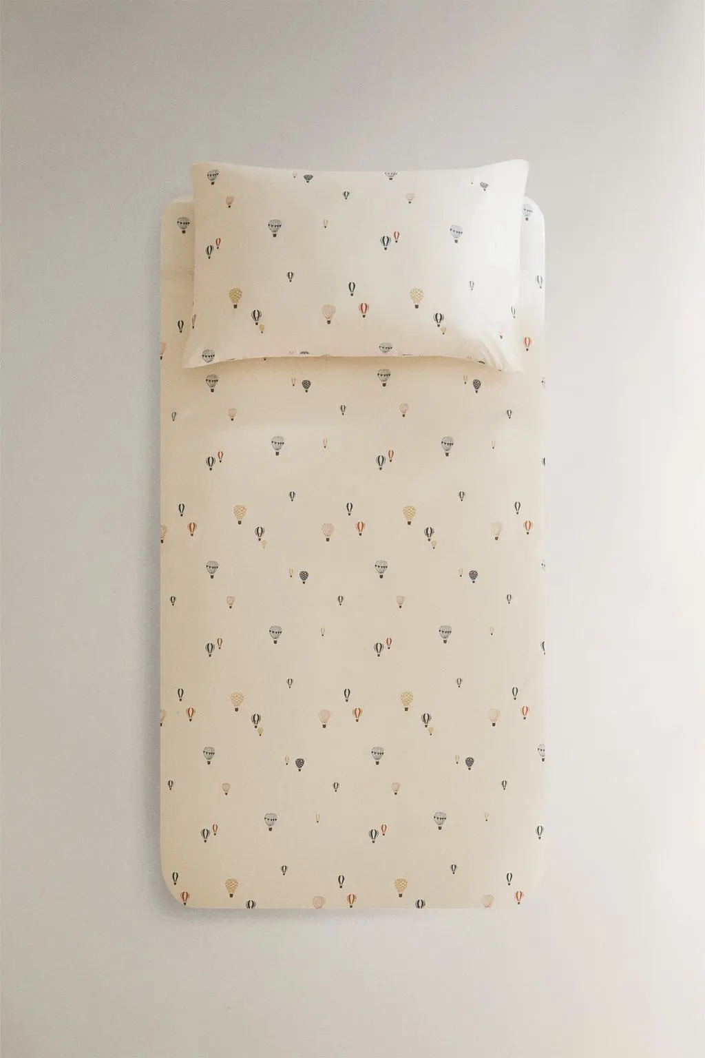 zara product image