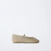 zara product image