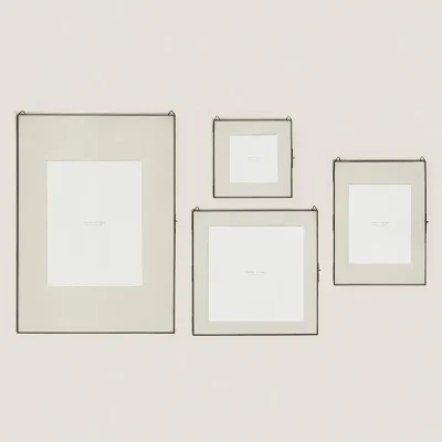قاب عکس شیک و مدرن zara