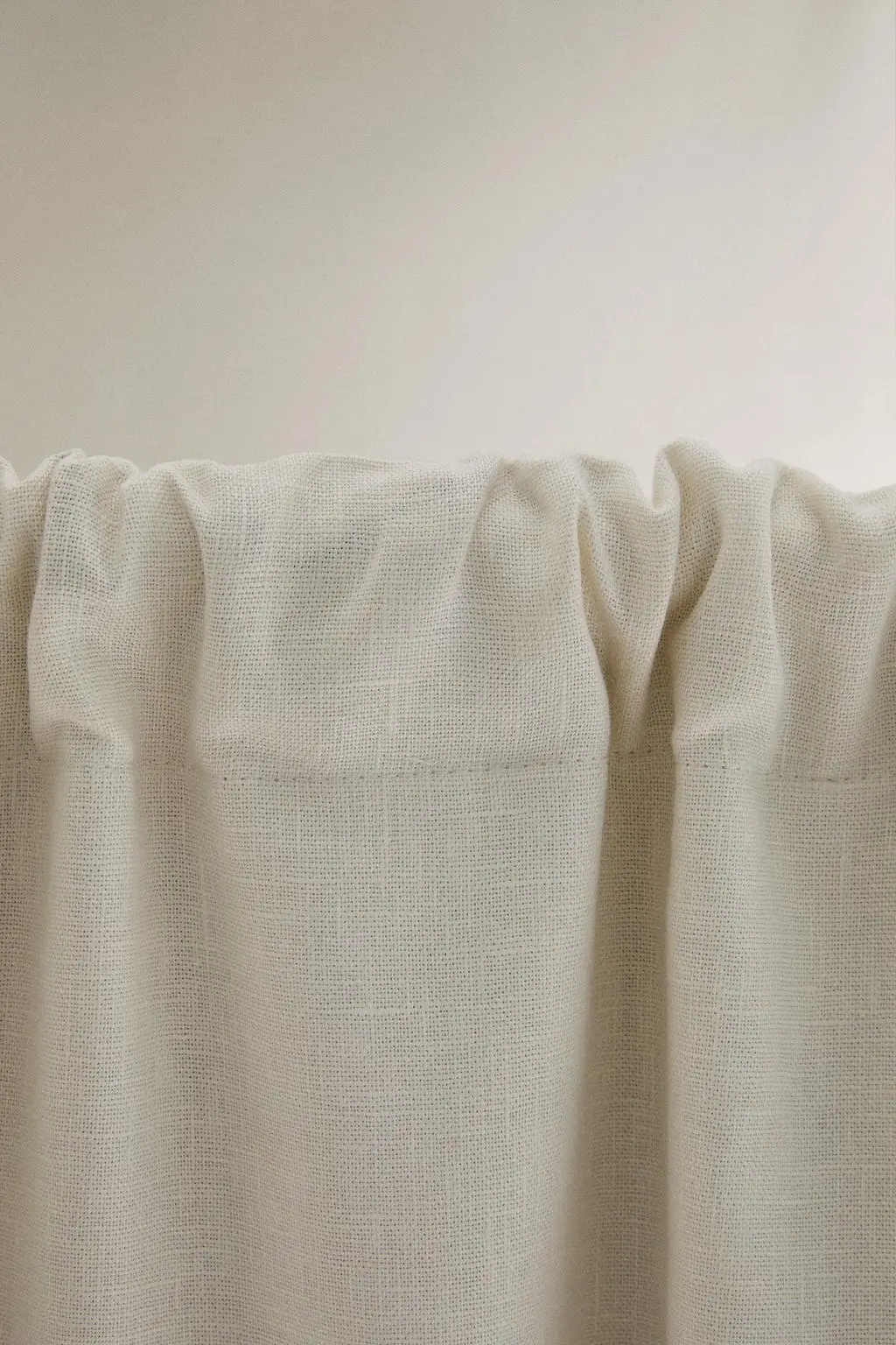 zara product image