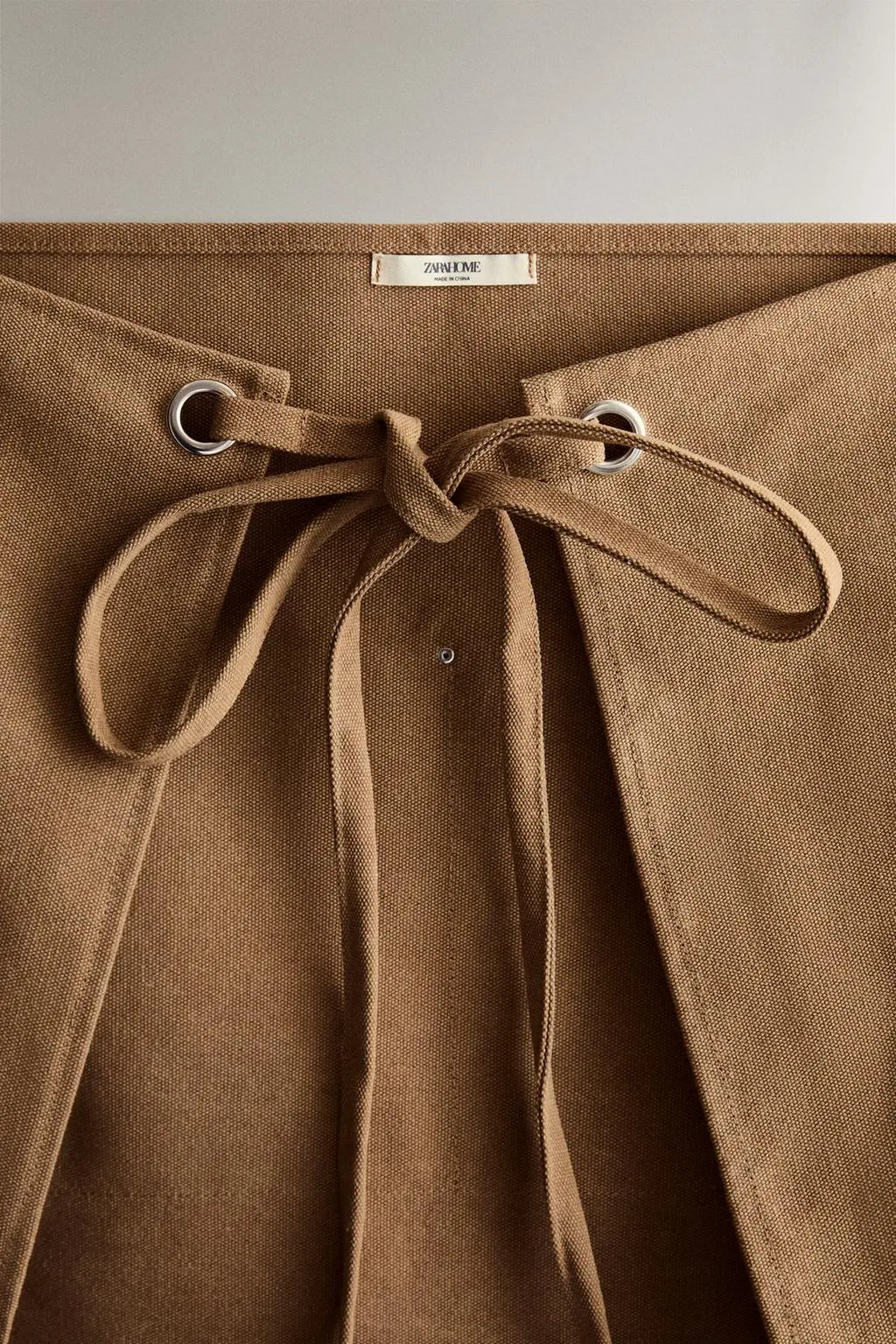 zara product image