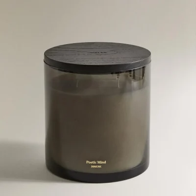 شمع معطر لوکس با رایحه وانیل و دارچین zara