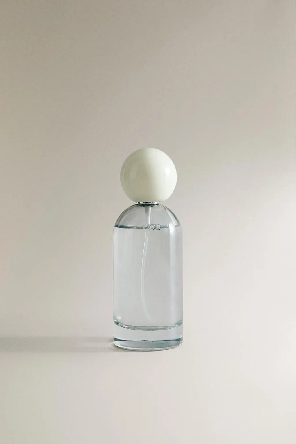 zara product image