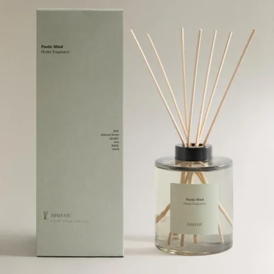 عطر چوبی لوکس با رایحه چوب صندل و وانیل zara