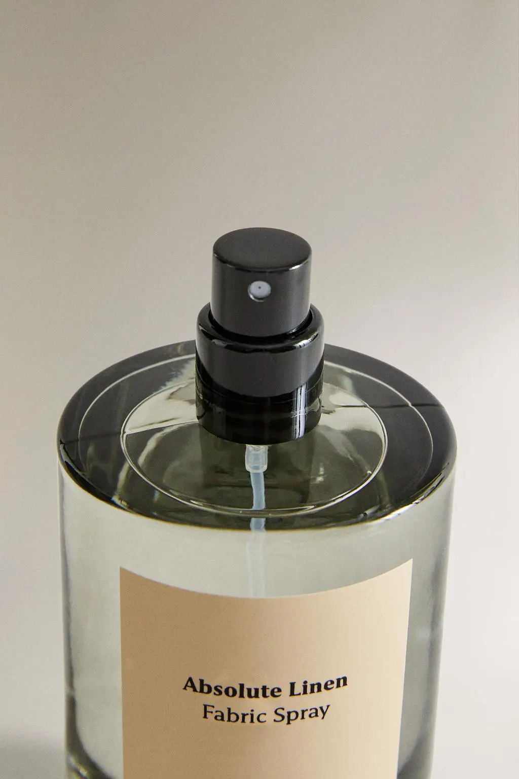 zara product image