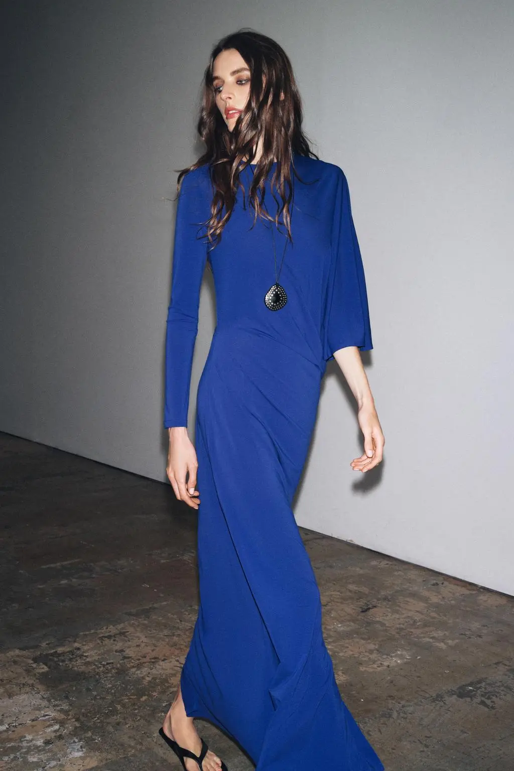 zara product image