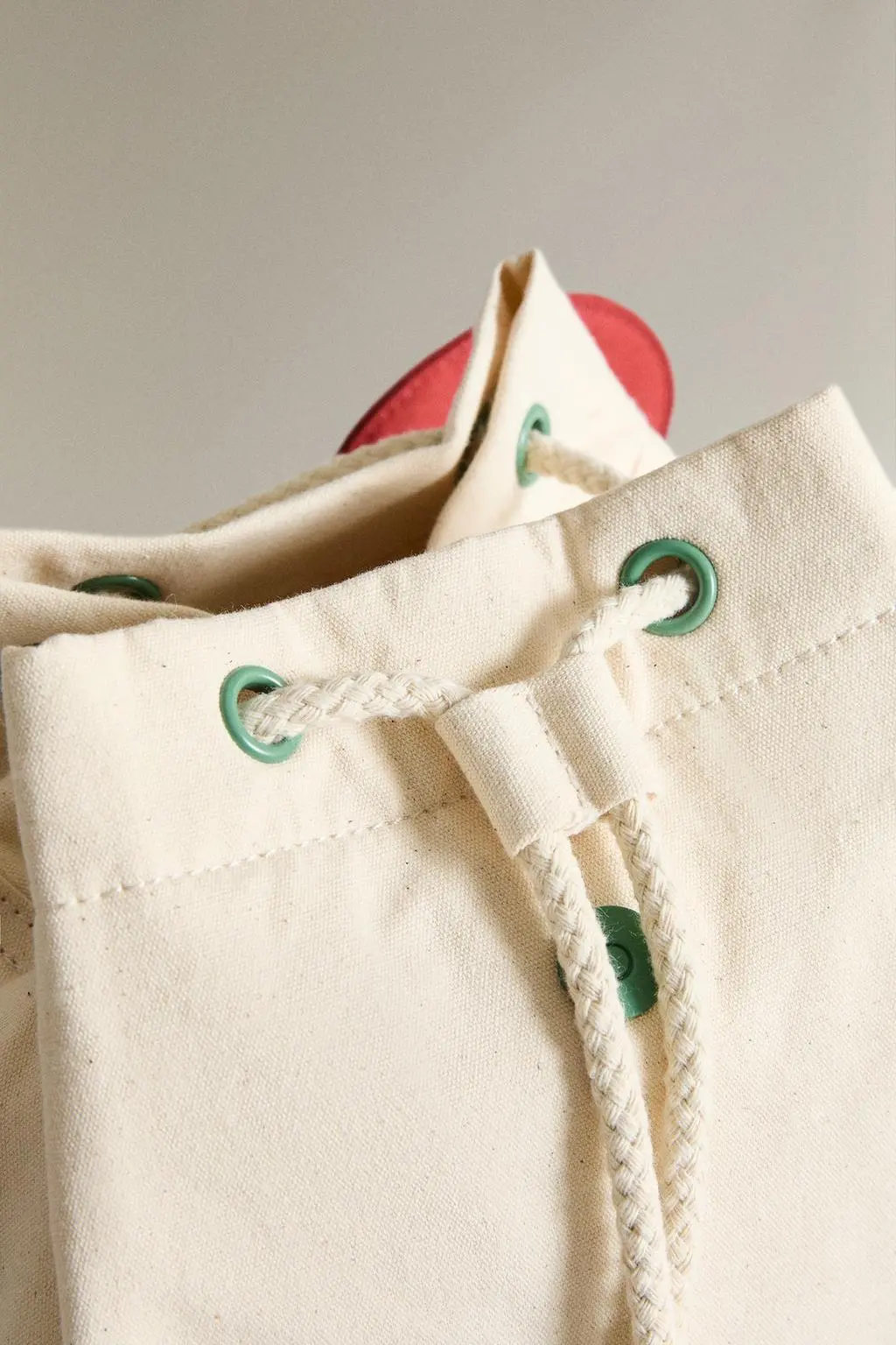 zara product image