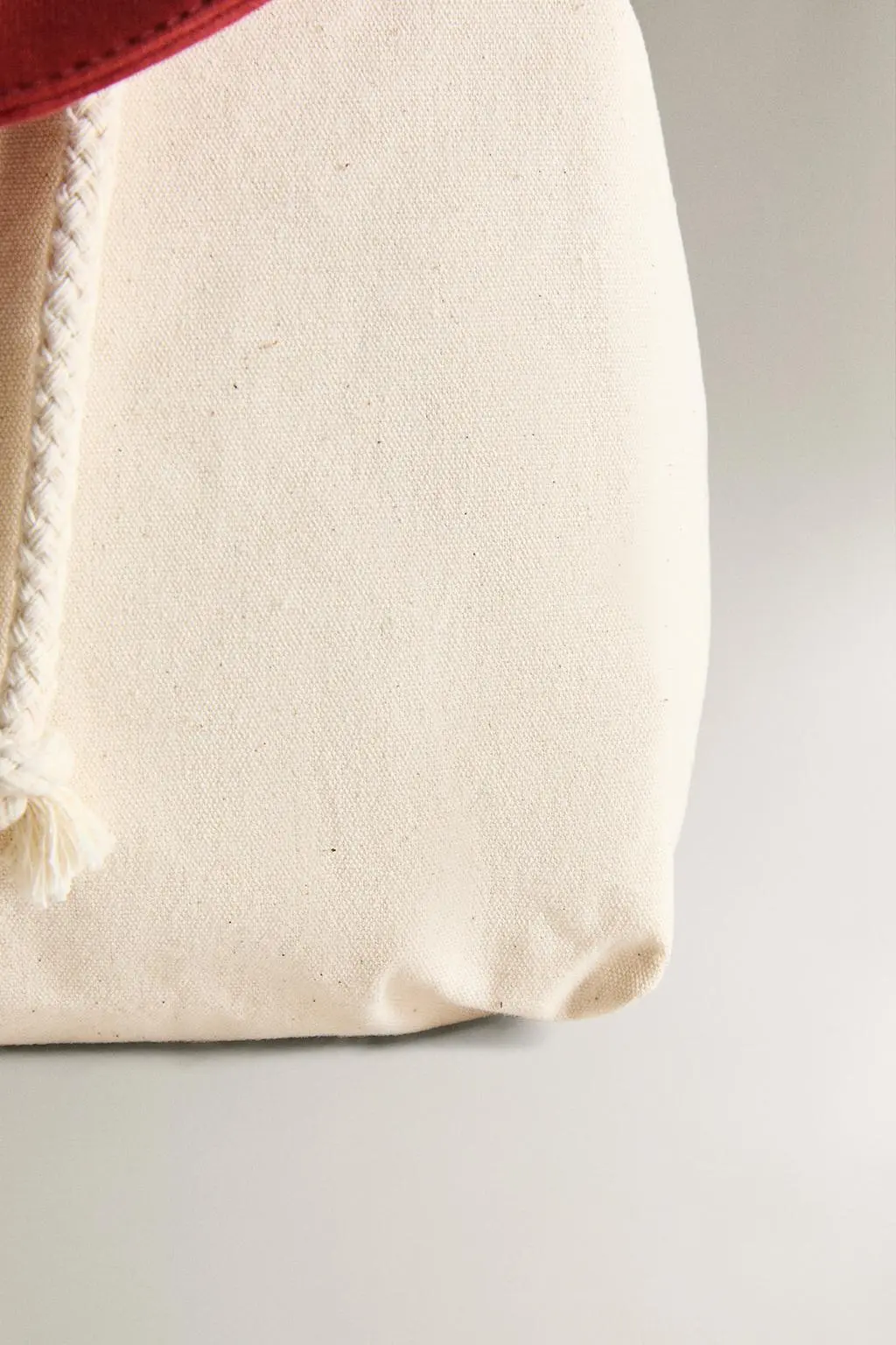 zara product image